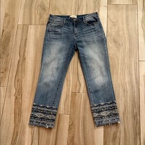 Women's Driftwood Blue Jeans with Embroidered Hem sz 29